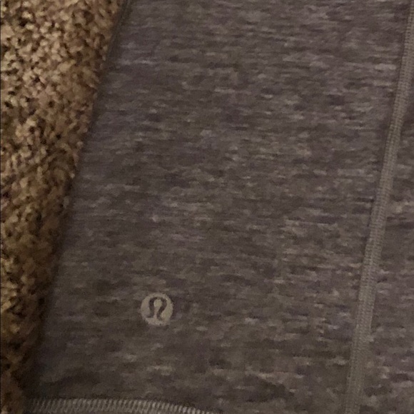 Lululemon Tank - Size 6 - Picture 4 of 4